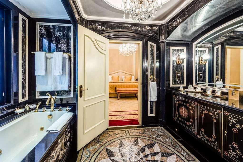 Hotel The Bentley *