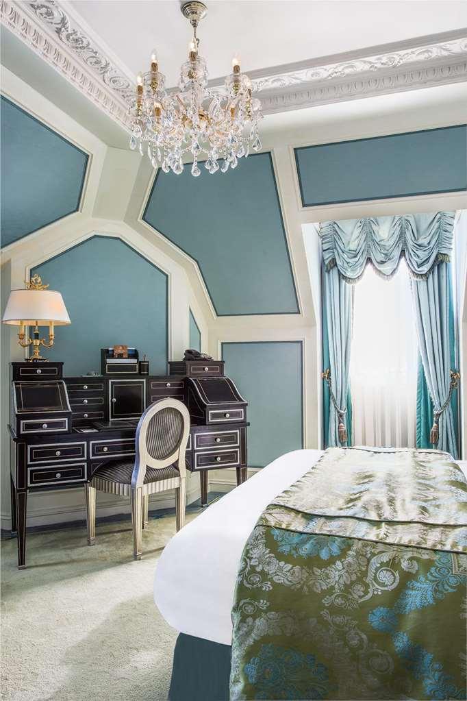 The Bentley Hotel